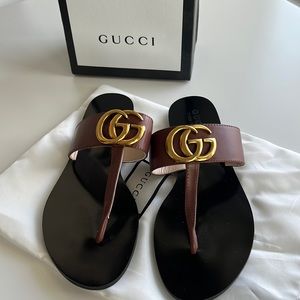 GG thong sandals
